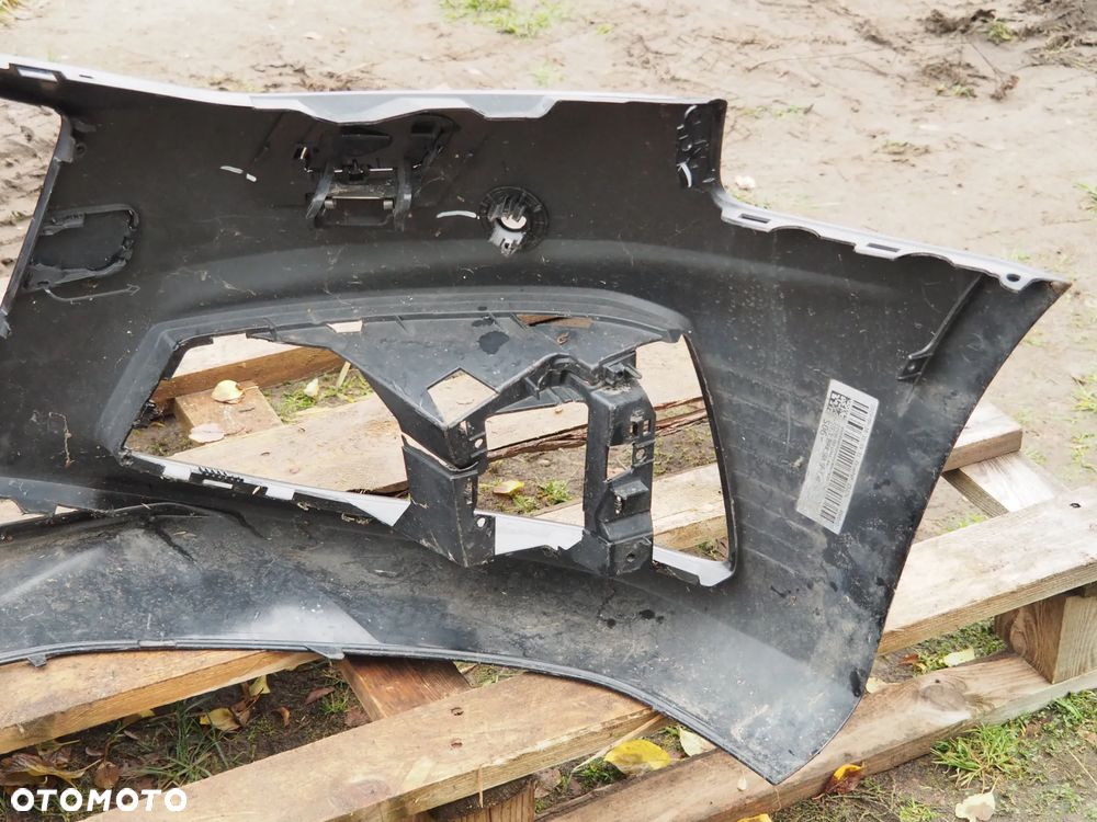 Zderzak przód przedni Audi A4 B9 Lift - 18