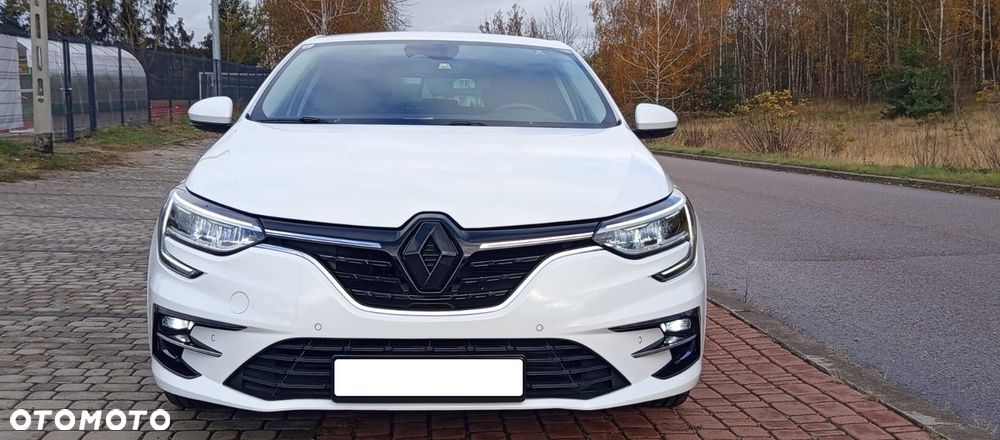 Renault Megane Grandtour TCe 140 GPF BUSINESS EDITION - 9