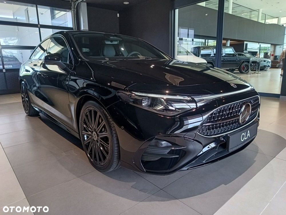 Mercedes-Benz CLA - 4