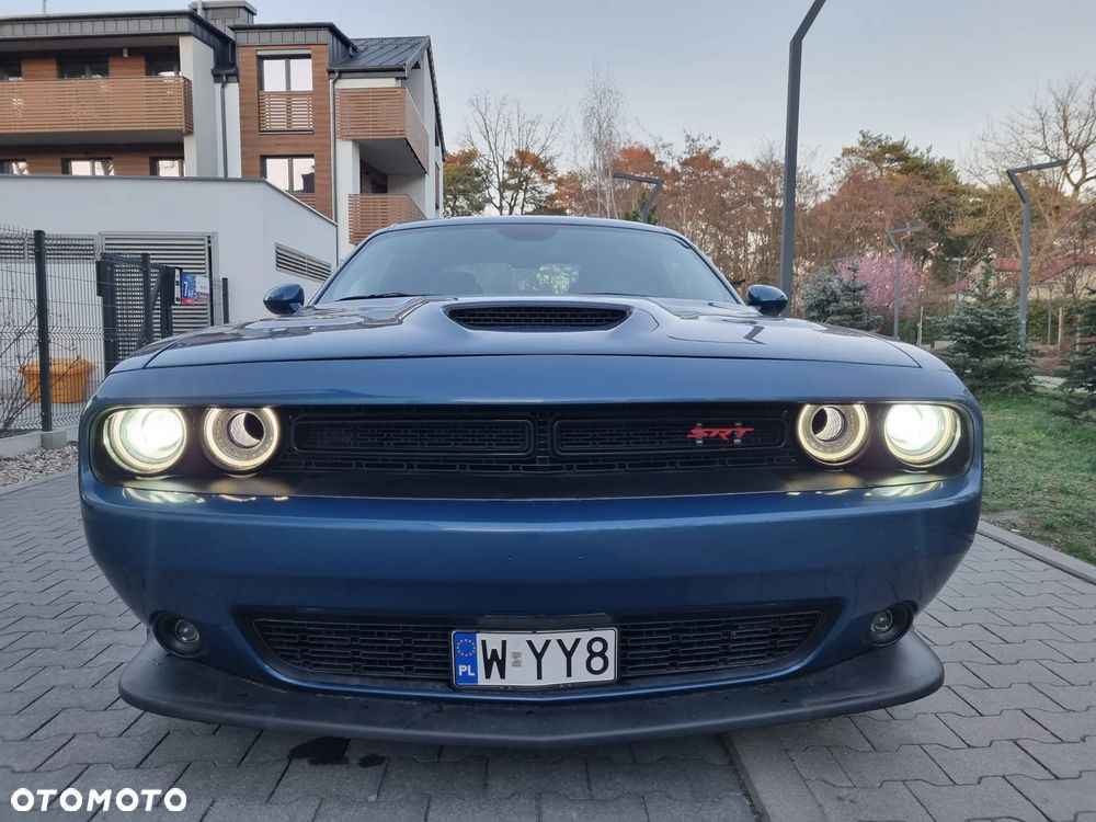 Dodge Challenger 6.4 Scat Pack - 2