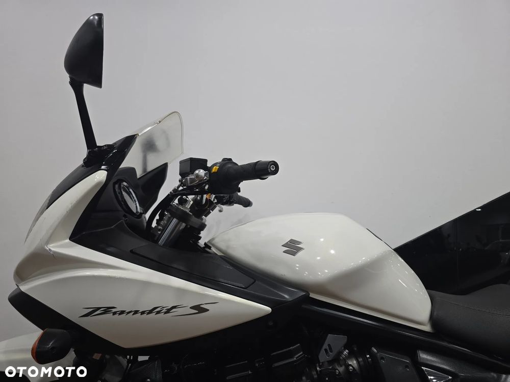 Suzuki Bandit - 14