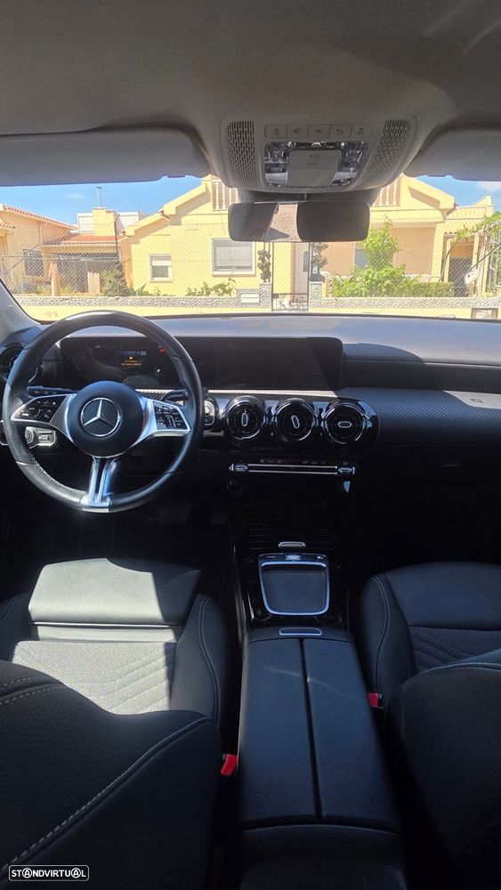 Mercedes-Benz A 200 Standard - 11