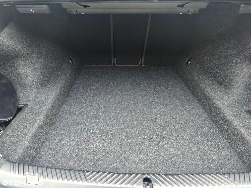 BMW Seria 5 520d xDrive mHEV M Sport - 31