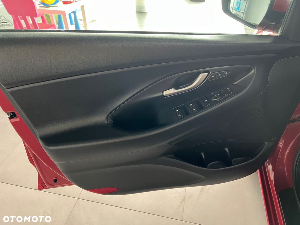 Hyundai i30 - 25