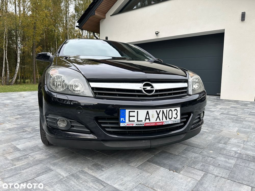 Opel Astra III GTC 1.8 Sport - 2