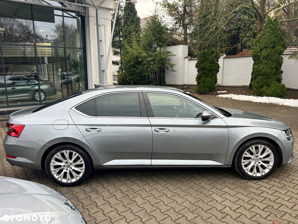 Skoda Superb 2.0 TDI SCR L&K DSG - 2