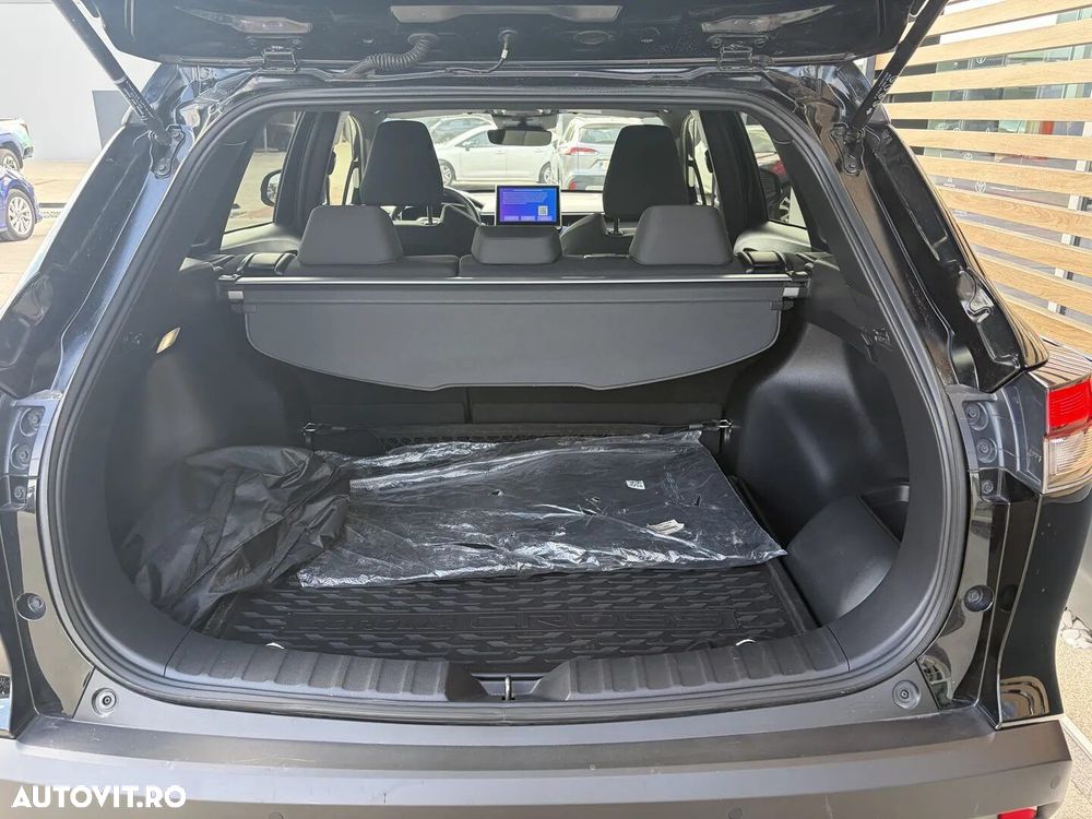 Toyota Corolla Cross - 28