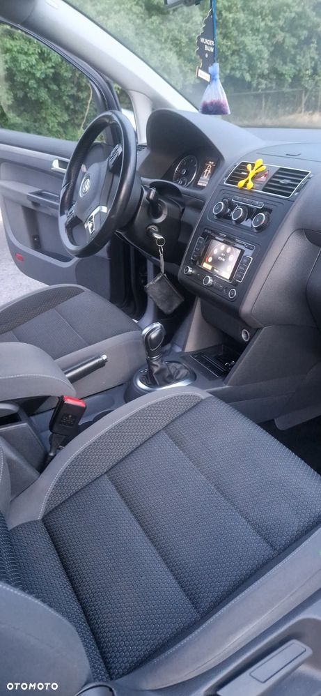 Volkswagen Touran 1.6 TDI DPF Comfortline DSG - 12