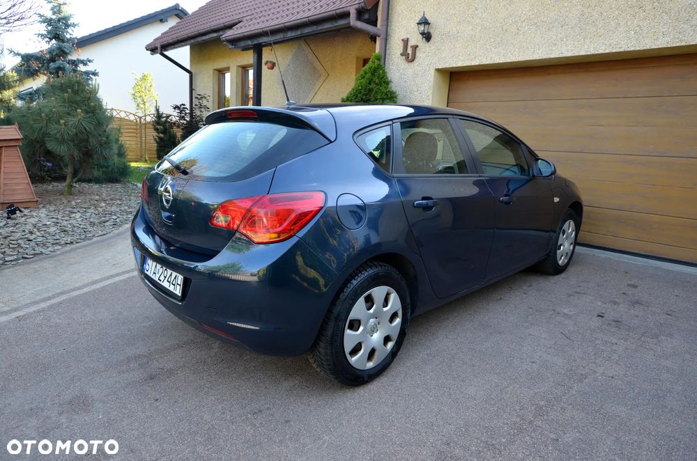 Opel Astra 1.4 ecoFLEX Selection - 3