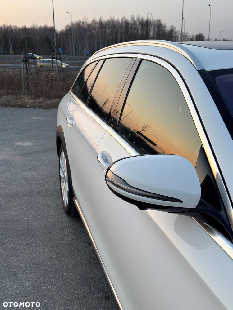 Mercedes-Benz Klasa E 220 d 4-Matic All-Terrain - 10