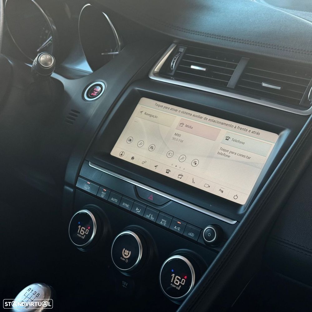 Jaguar E-Pace 2.0 i4D R-Dynamic S - 17