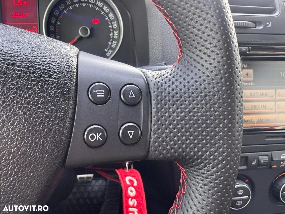 Volkswagen Golf 2.0 FSI GTI 30 Edition - 40