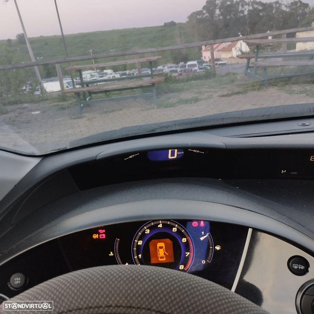 Honda Civic 1.4 Comfort - 10