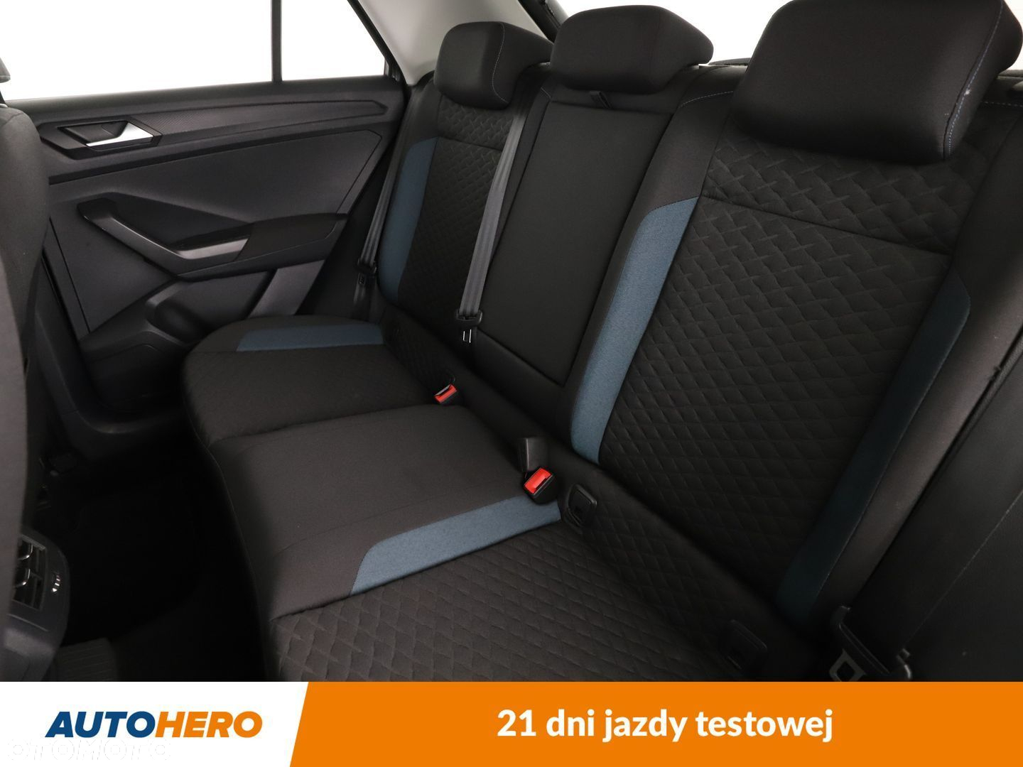 Volkswagen T-Roc - 14