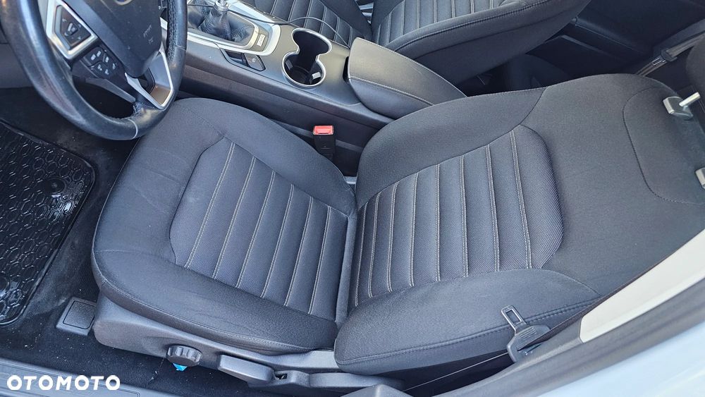 Ford Mondeo 2.0 TDCi Titanium - 28