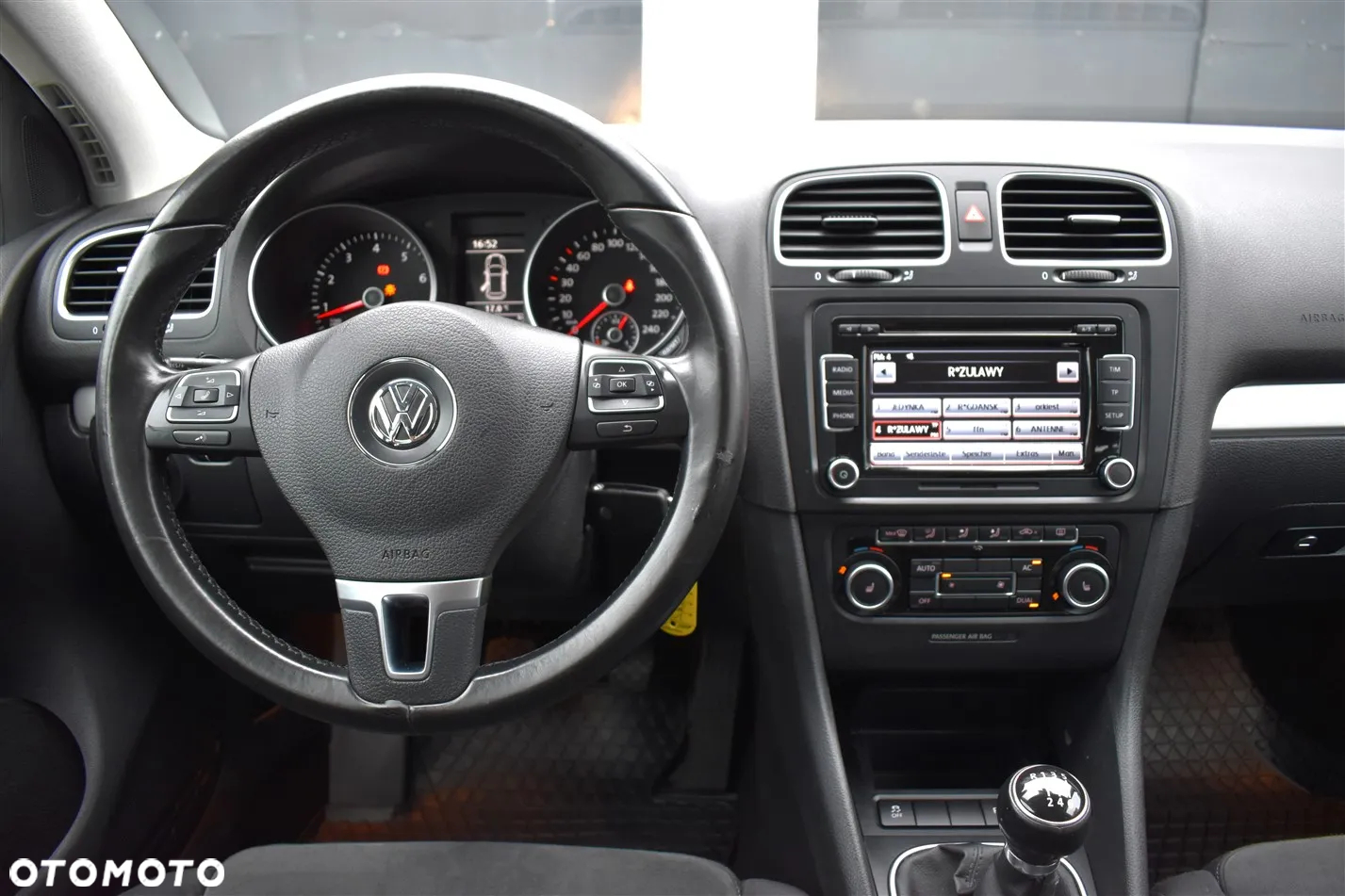 Volkswagen Golf 1.4 TSI Highline - 24