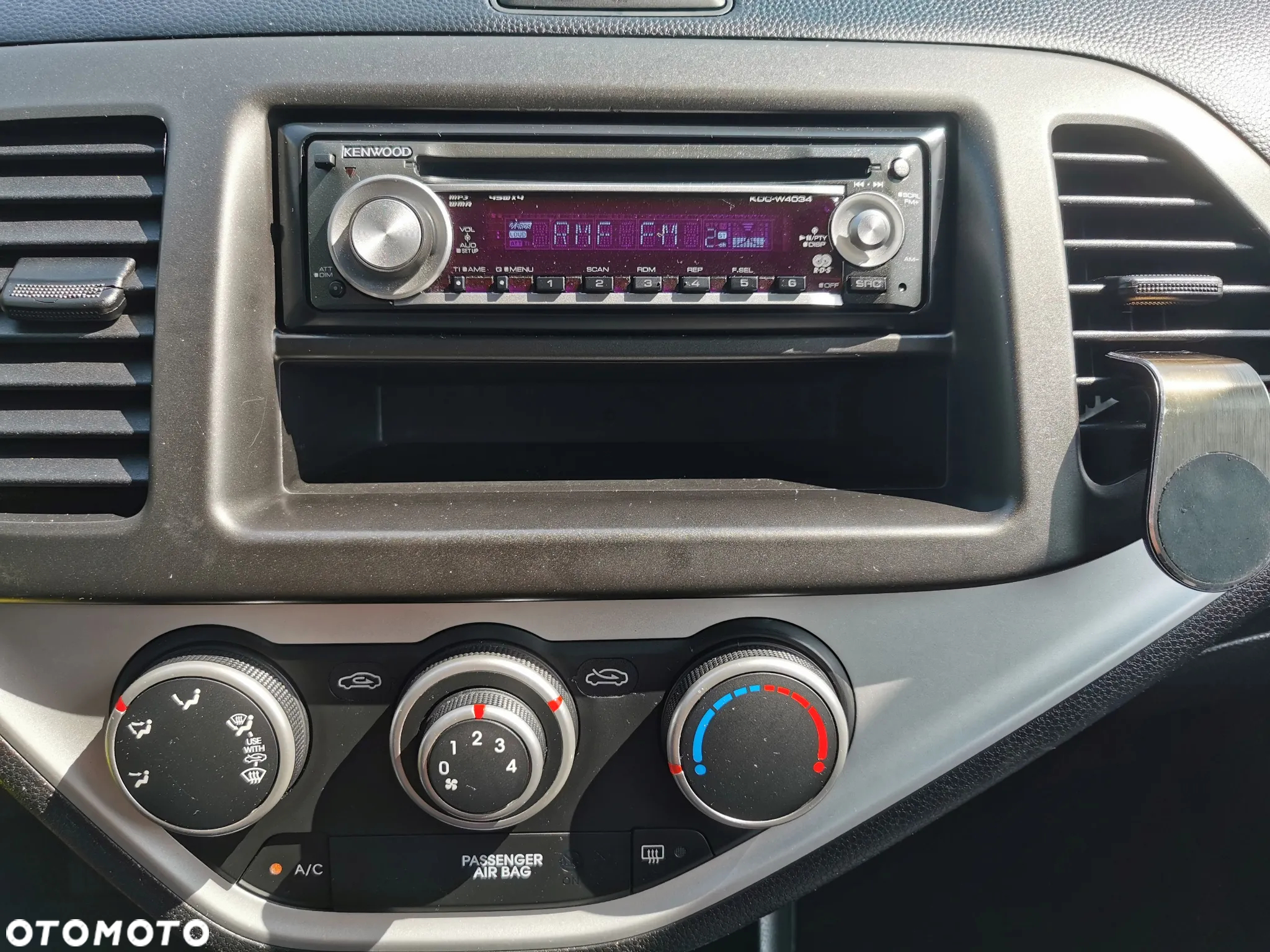 Kia Picanto 1.0 Dream Team Edition - 15
