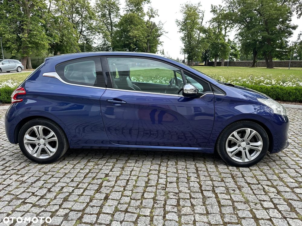 Peugeot 208 1.4 VTi Active - 14