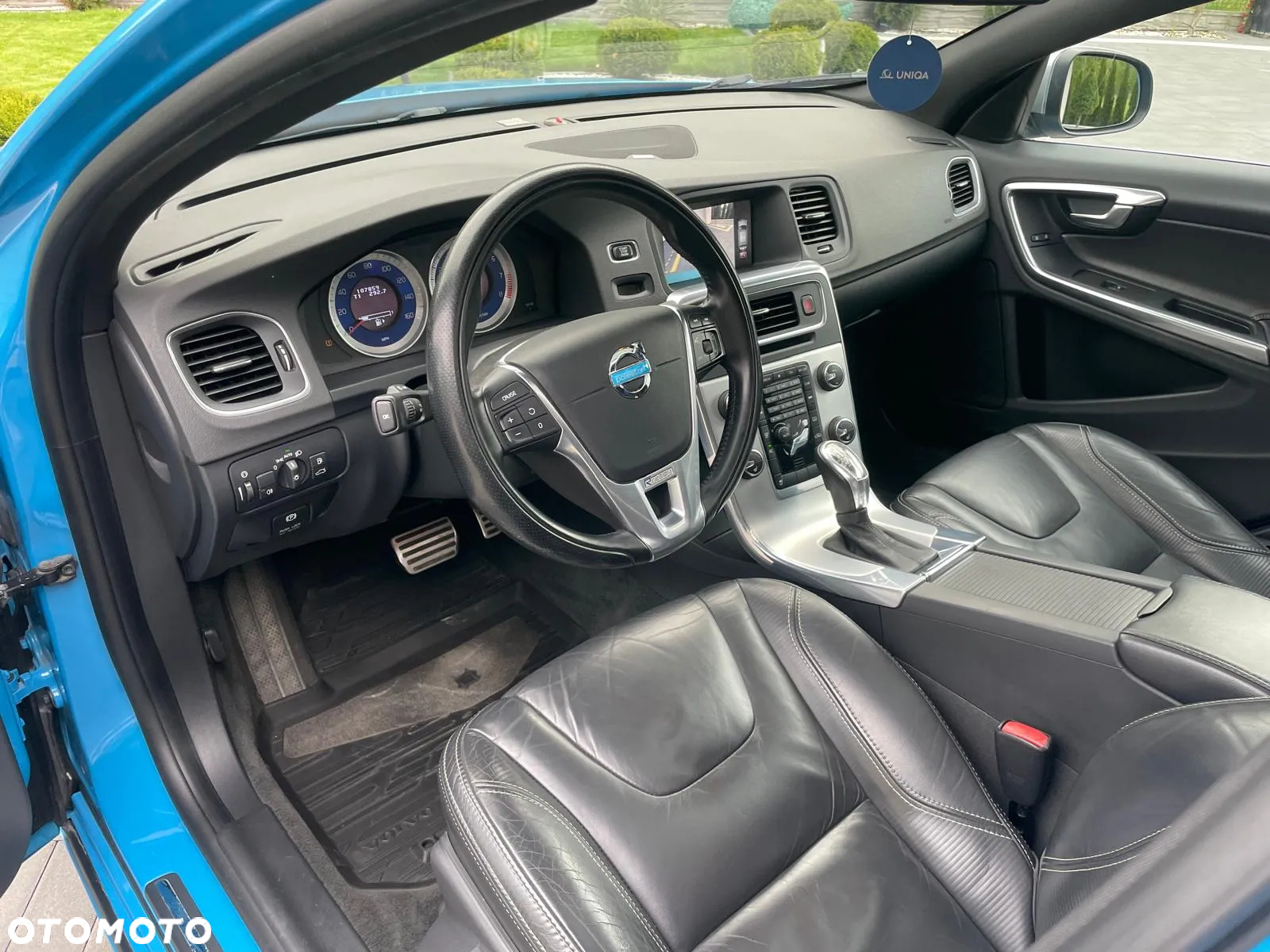 Volvo S60 T6 AWD R-Design - 15