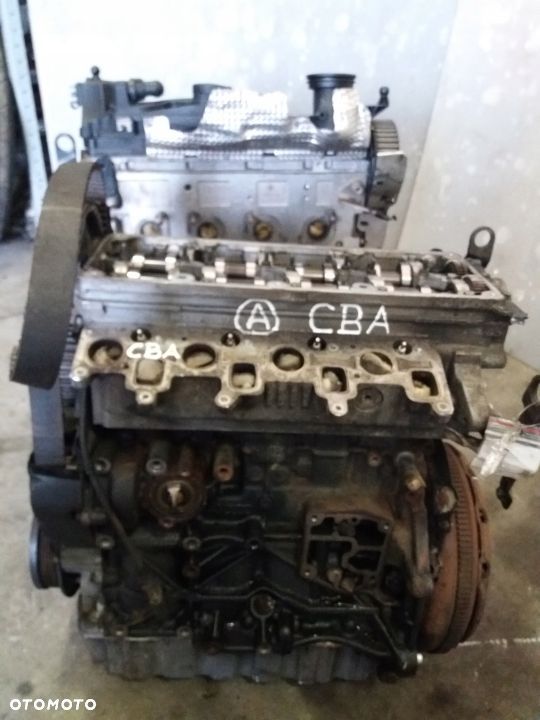 SILNIK VW PASSAT B6 A4 A5 A6 Q3 Q5 2.0 TDI CR CBA - 2