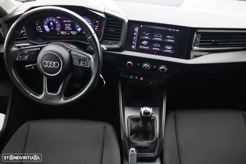 Audi A1 Sportback 25 TFSI — fotografia 8