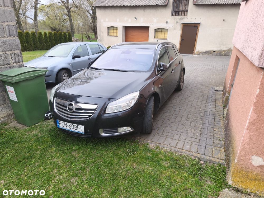 Opel Insignia - 1