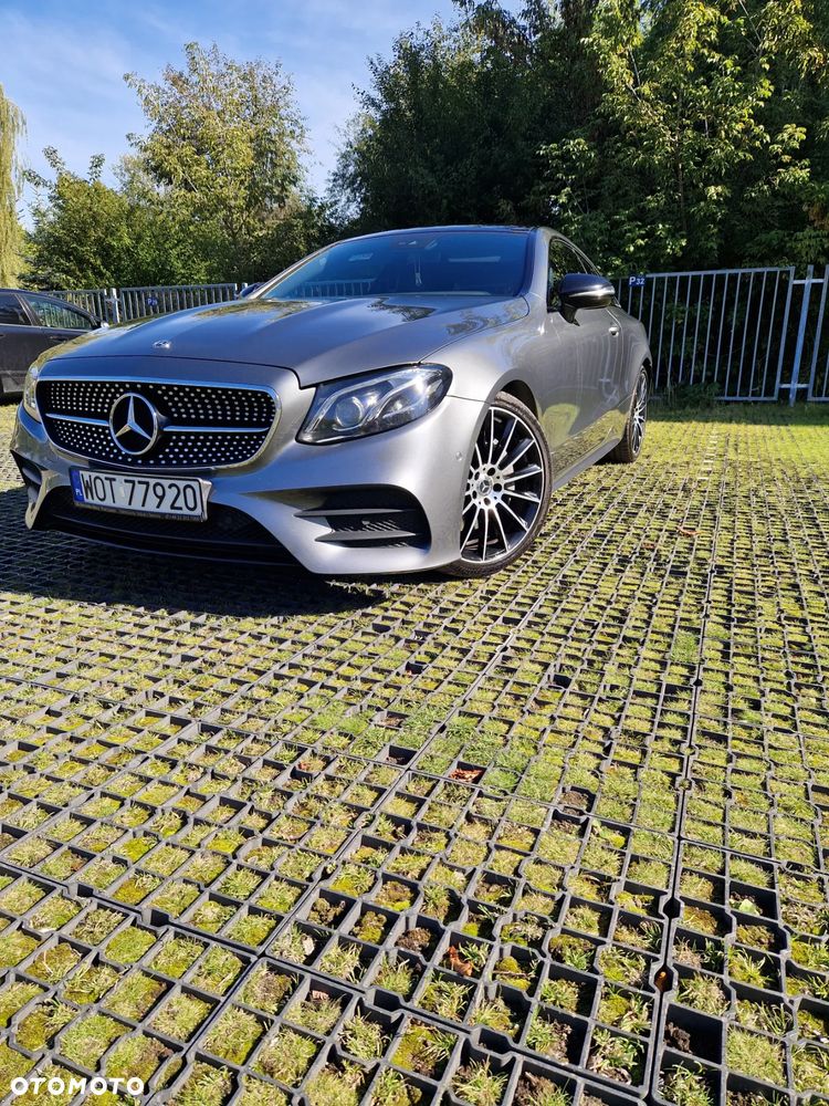 Mercedes-Benz Klasa E 200 Coupe 9G-TRONIC - 3