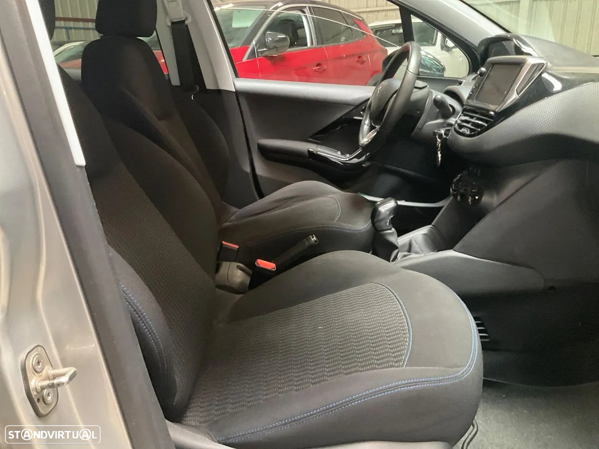 Peugeot 208 82 VTI Style - 7