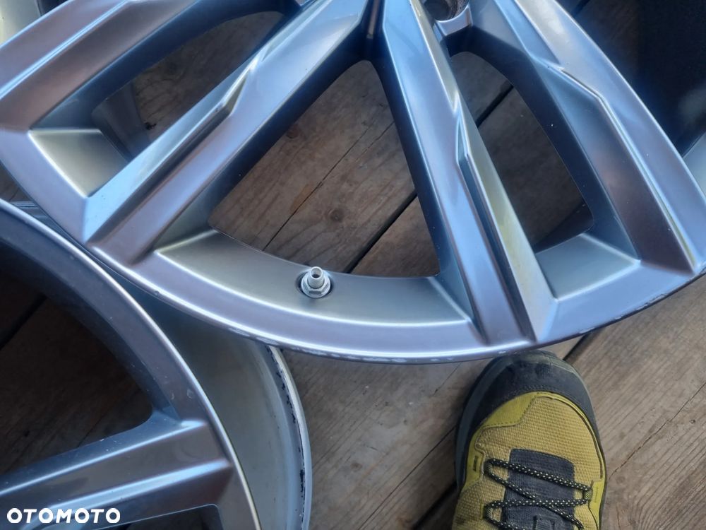 VW PASSAT 3G0,TIGUAN,SEAT LEON,SKODA SUPERB,AUDI 8X18 ET44 5X112 bdb stan - 5