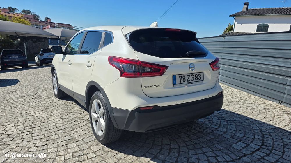 Nissan Qashqai 1.5 dCi N-Tec - 9