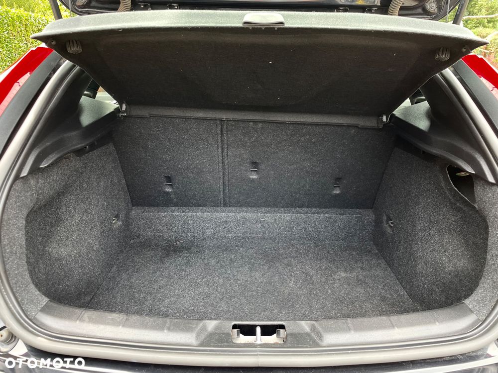 Volvo V40 D2 RDesign - 13