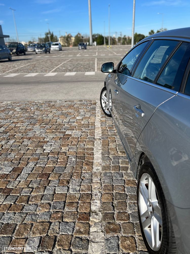 Volvo V60 D6 Plug-In-Hybrid AWD Geartronic Summum - 20