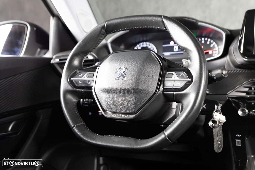 Peugeot 2008 1.5 BlueHDi Allure Pack EAT8 - 37