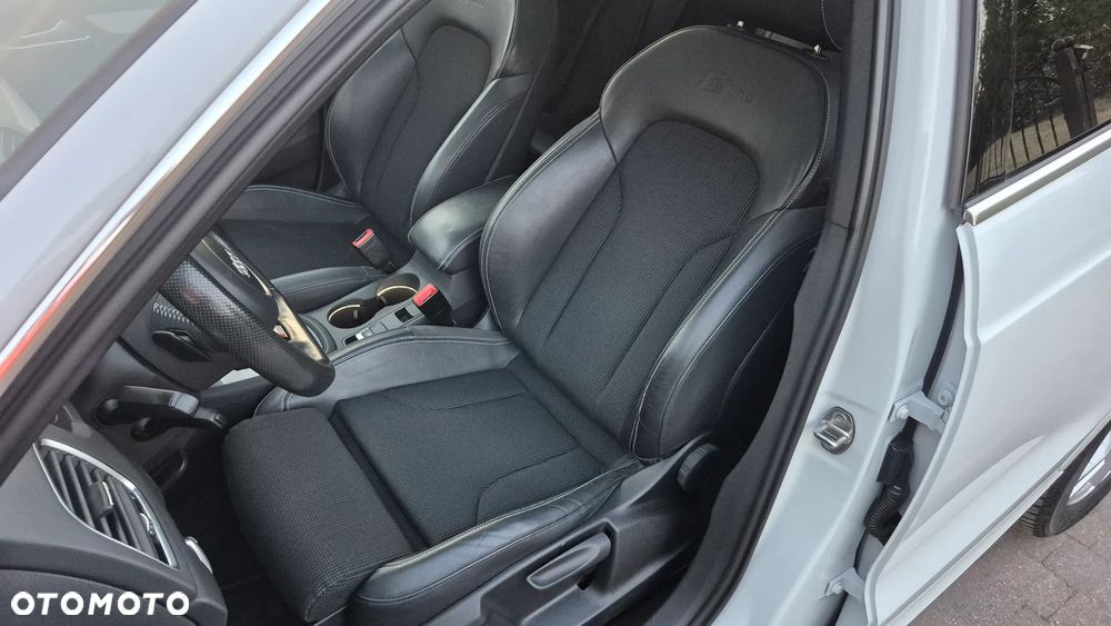 Audi Q3 2.0 TDI Quattro S tronic sport - 30