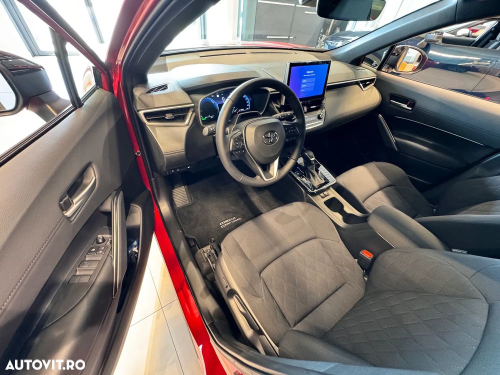 Toyota Corolla Cross - 22