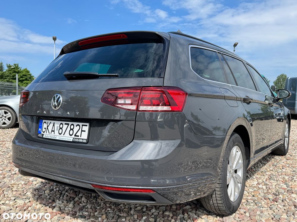 Volkswagen Passat 2.0 TDI SCR DSG Elegance - 14