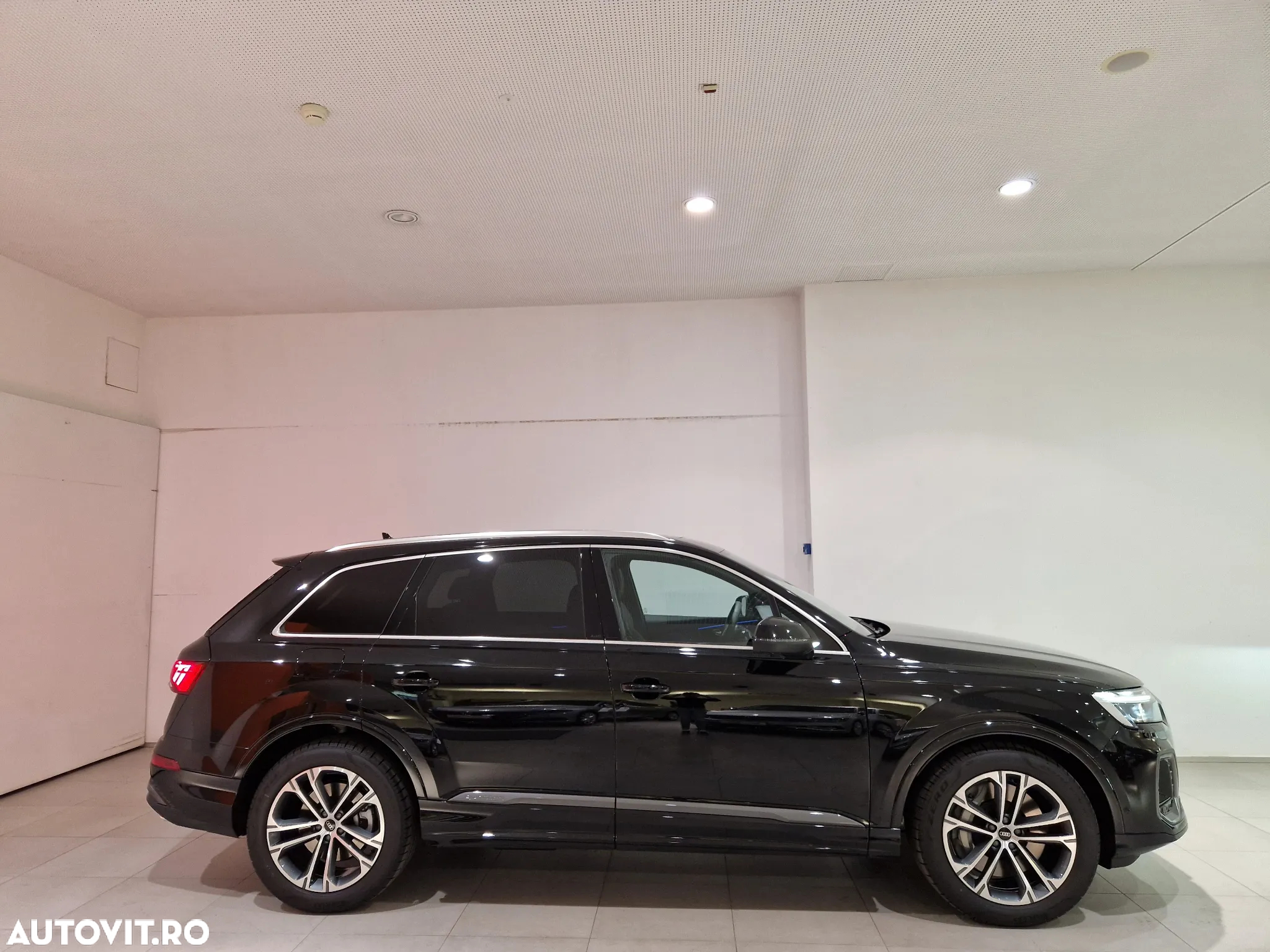 Audi Q7 3.0 55 TFSIe quattro Tiptronic S Line - 6