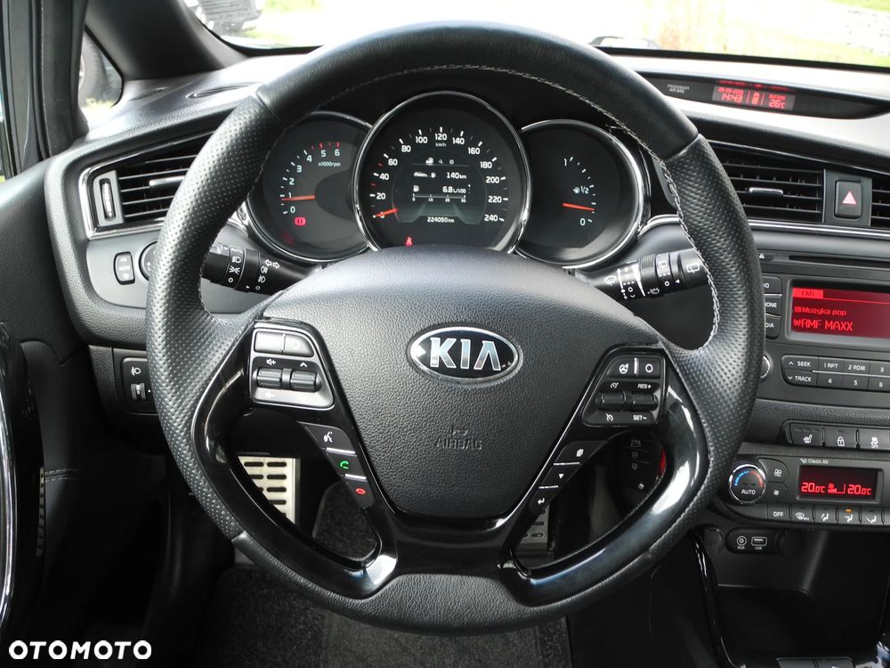 Kia Ceed 1.6 CRDi 136 ISG GT Line - 8
