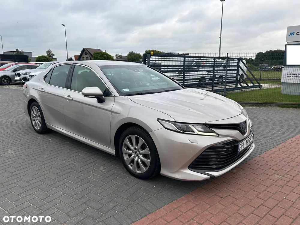 Toyota Camry 2.5 Hybrid Comfort CVT - 7