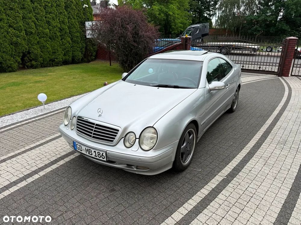 Mercedes-Benz CLK 320 - 1