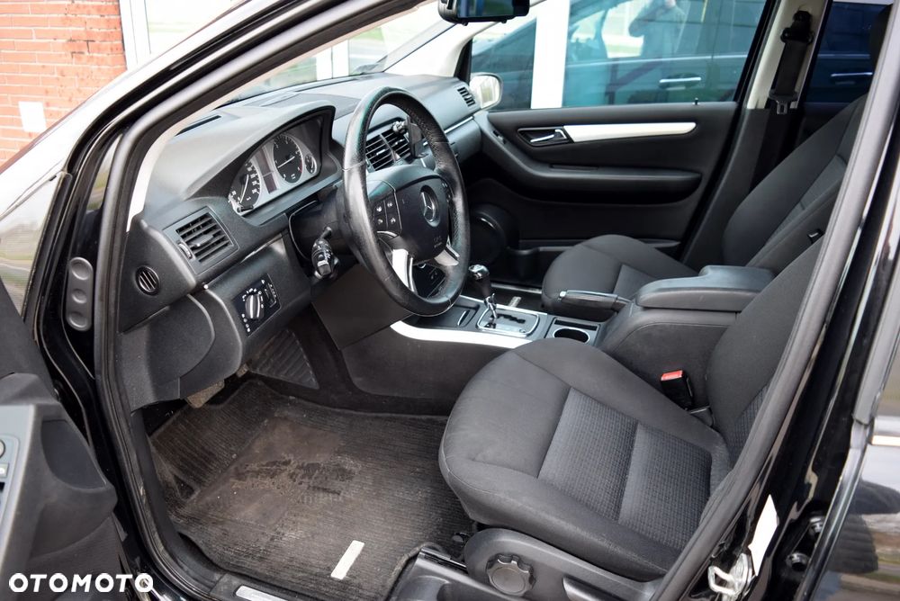 Mercedes-Benz Klasa B 200 CDI Autotronic Grand Edition - 6