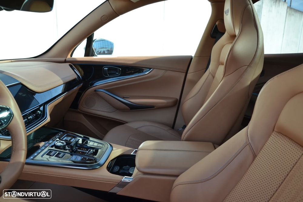 Aston Martin DBX 707 - 30