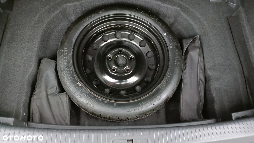Volkswagen Golf - 19
