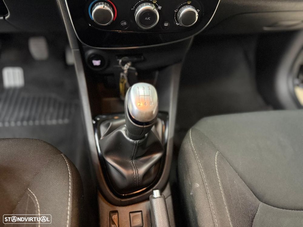 Renault Clio 0.9 TCe Limited - 25