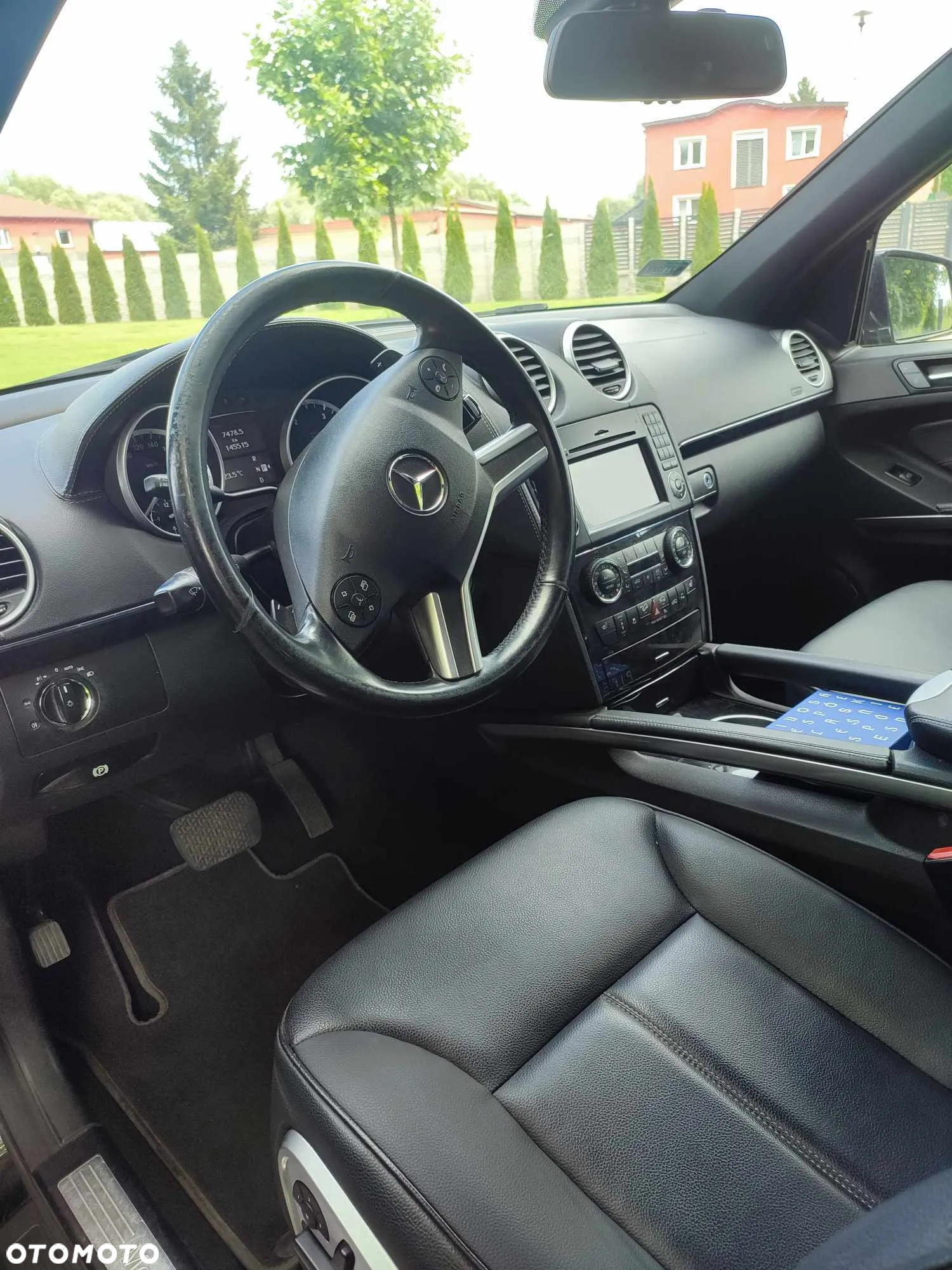 Mercedes-Benz GL - 6