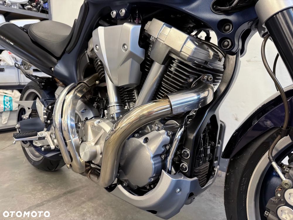 Yamaha MT - 19