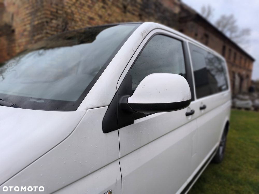 Volkswagen Multivan - 20