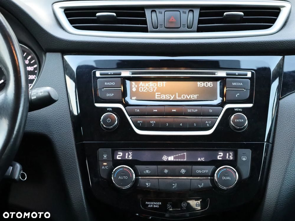 Nissan Qashqai 1.2 DIG-T Acenta EU6 - 11