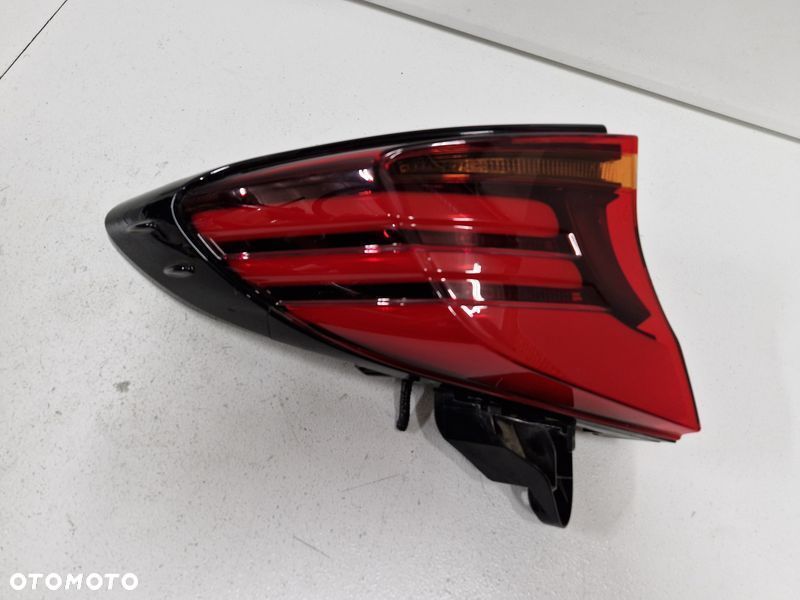 toyota chr c-hr i 1 lift lampa lewy tył tylna w błotnik 81560-f4130 - 2