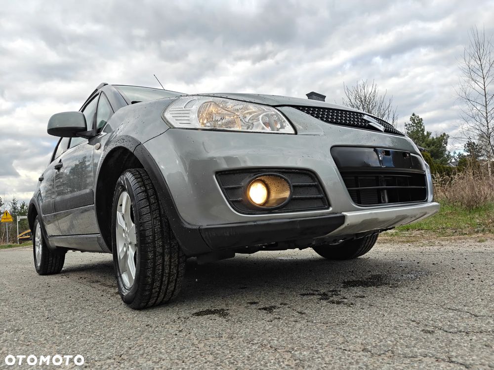 Suzuki SX4 1.6 Comfort Plus 4WD - 10